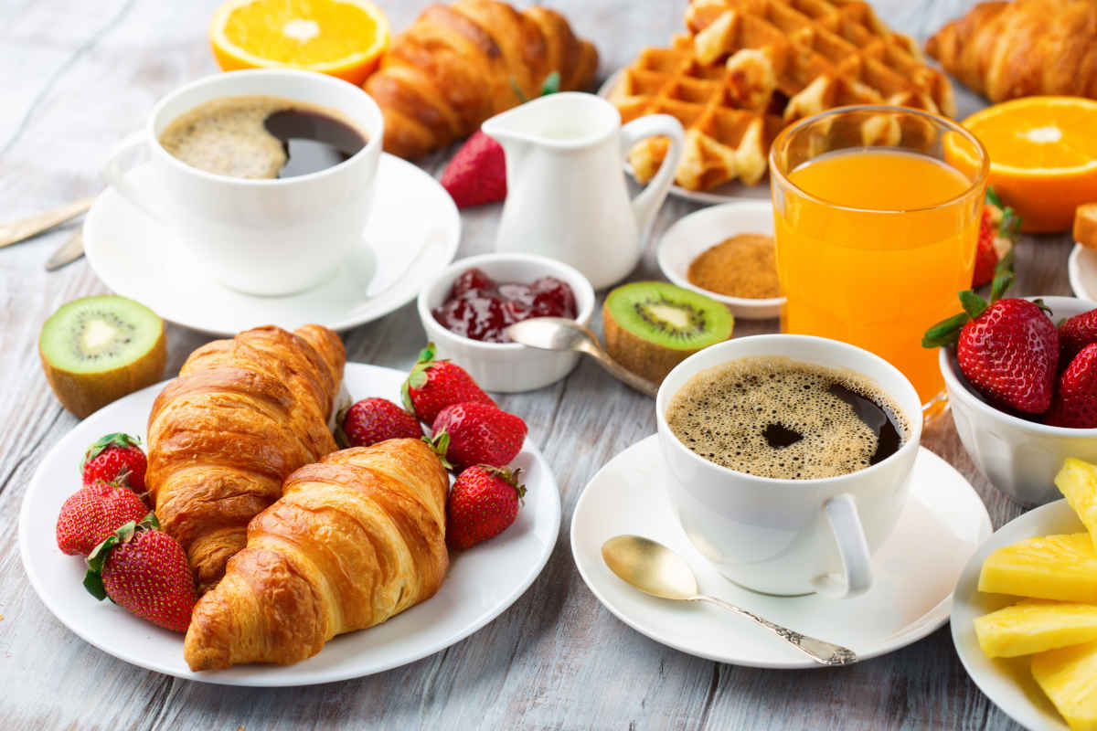 Come fanno colazione gli italiani? Il pancake e i biscotti superano i dolci tradizionali