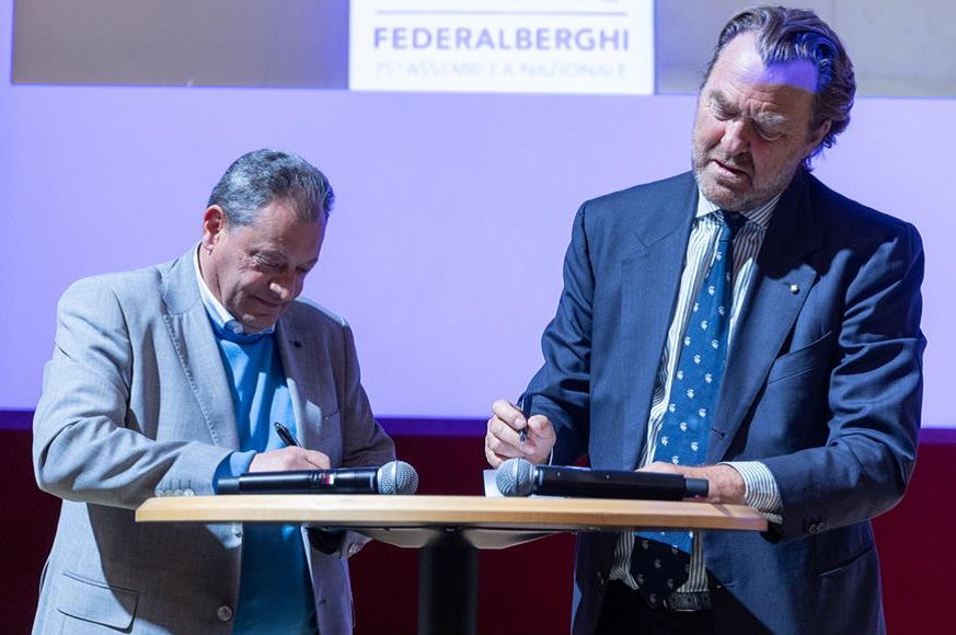 Federalberghi e Re.Na.I.A. rinnovano l’intesa per accrescere le competenze degli studenti