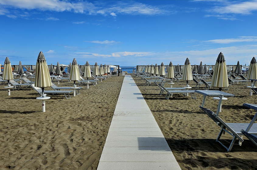 Un’estate italiana tra luci e ombre