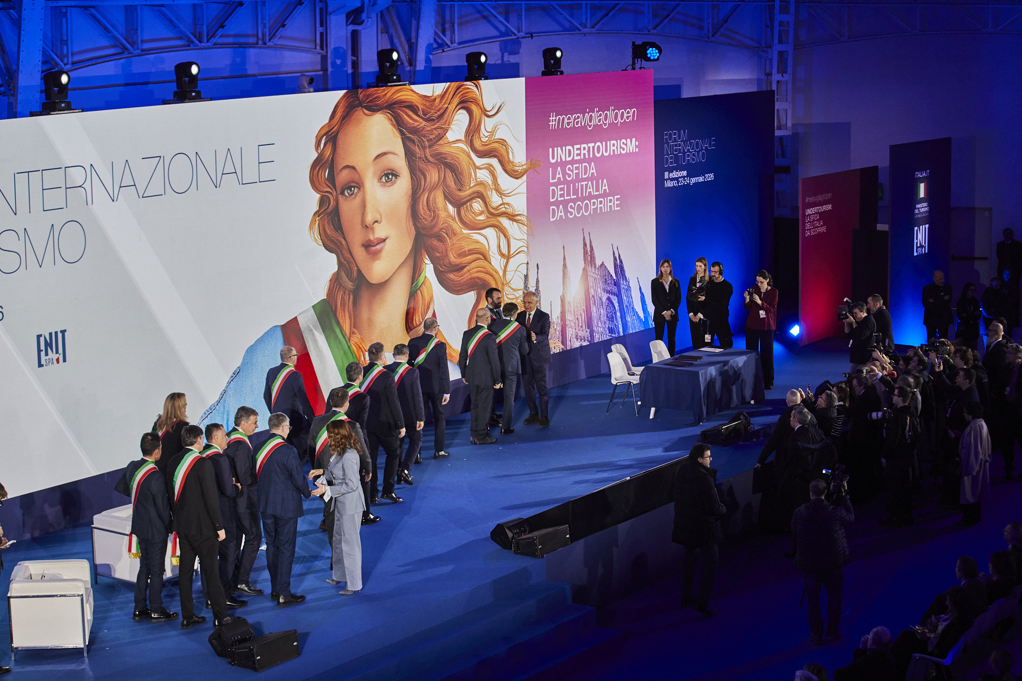 Con il Protocollo della Carta di Amalfi nasce il Tavolo interistituzionale per gestire i flussi